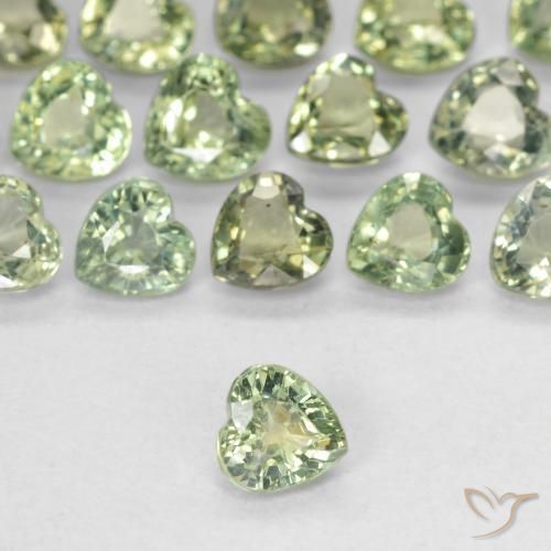 0.42ct 天然 非常浅的鼠尾草绿色 蓝宝石, 心形, VVS-VS