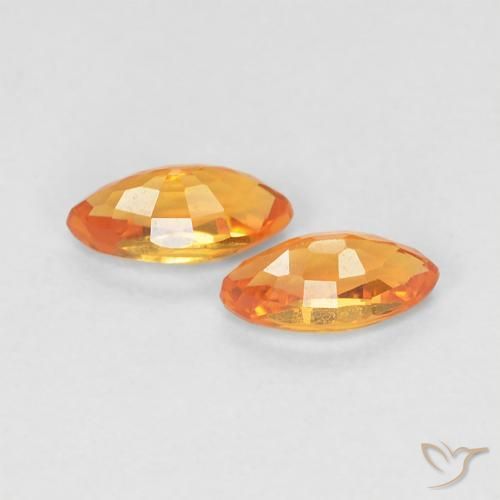 0.49克拉天然蓝宝石，榄尖形，VVS