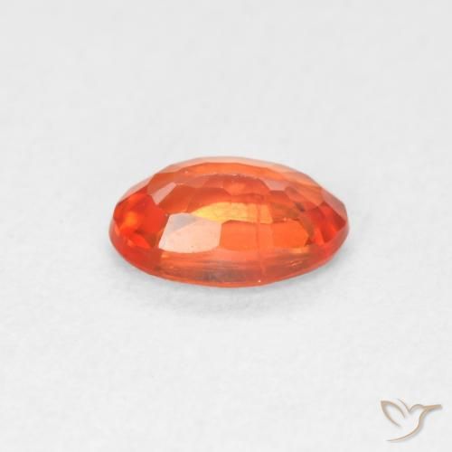 0.56克拉天然蓝宝石，椭圆形，VVS-VS