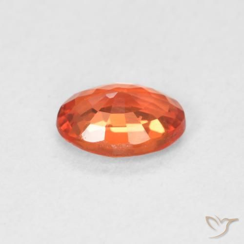 0.60克拉天然蓝宝石，椭圆形，VVS-VS
