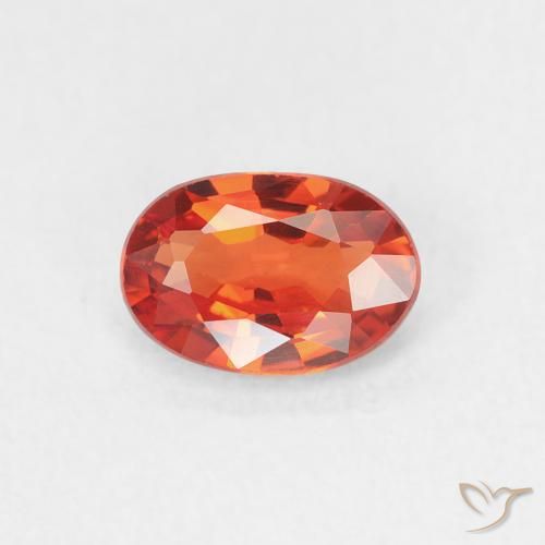 0.65ct 天然 明亮的深红色 蓝宝石, 椭圆形, VVS