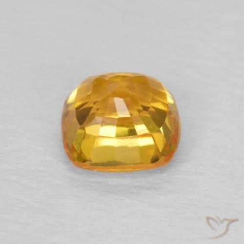 0.62克拉天然蓝宝石，软垫，VVS