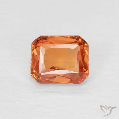 0.63ct 天然 黄橙色 蓝宝石, 祖母绿式切割, VVS