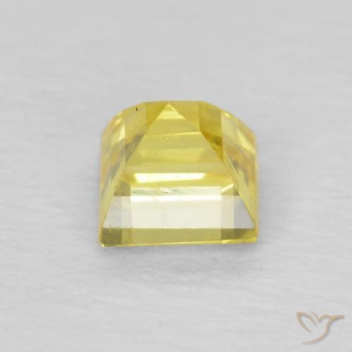 0.60克拉天然蓝宝石，正方形，VVS-VS