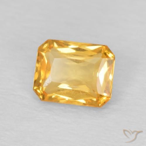 0.53克拉天然蓝宝石，八边形，VVS