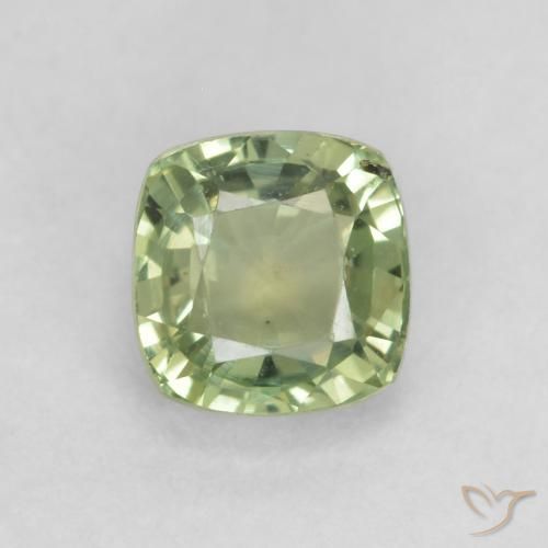 0.68ct 天然 非常浅的鼠尾草绿色 蓝宝石, 软垫, VVS-VS