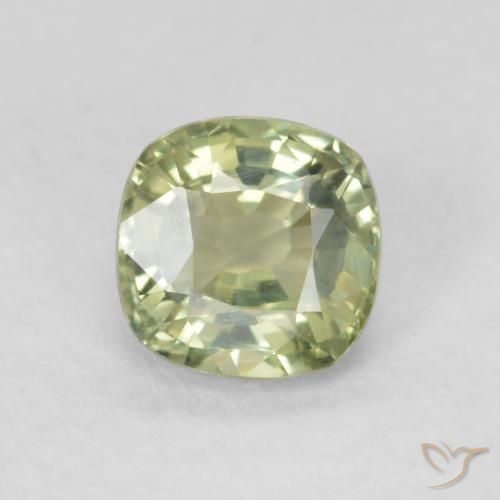 0.65ct 天然 非常浅的鼠尾草绿色 蓝宝石, 软垫, VVS-VS