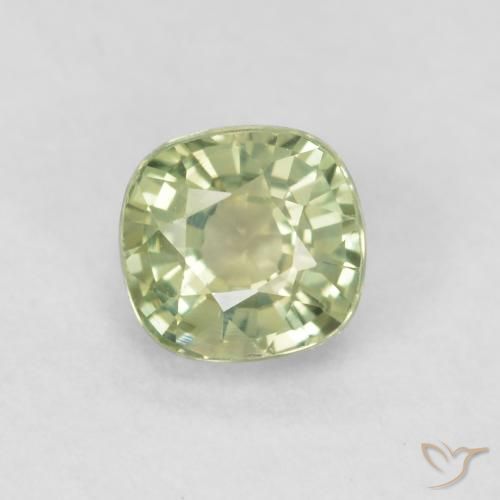 0.57ct 天然 非常浅的鼠尾草绿色 蓝宝石, 软垫, VVS-VS