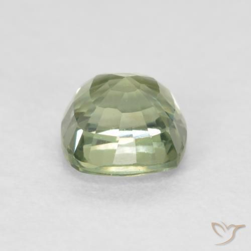 0.69克拉天然蓝宝石，软垫，VVS-VS