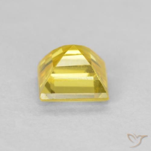 0.57克拉天然蓝宝石，正方形，VVS-VS