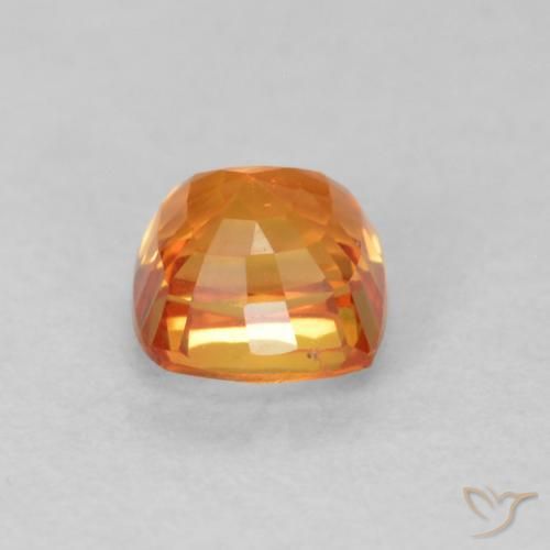 0.64克拉天然蓝宝石，软垫，VVS