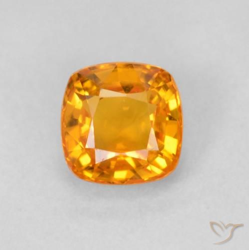 0.65ct 天然 亮橙色 蓝宝石, 软垫, VVS