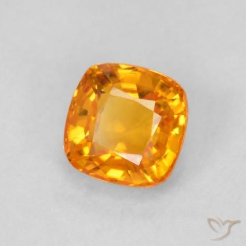 0.65克拉天然蓝宝石，软垫，VVS