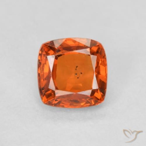 0.60ct 天然 红橙色 蓝宝石, 软垫, VS