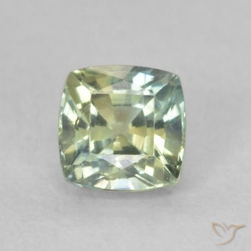0.59ct 天然 浅鼠尾草绿色 蓝宝石, 软垫, VS