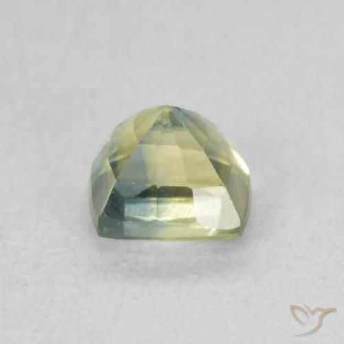 0.64克拉天然蓝宝石，软垫，VS-SI