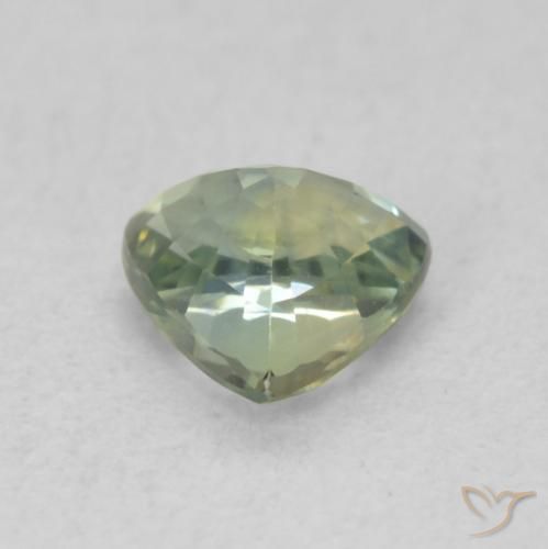 0.76克拉天然蓝宝石，胖三角形，VVS