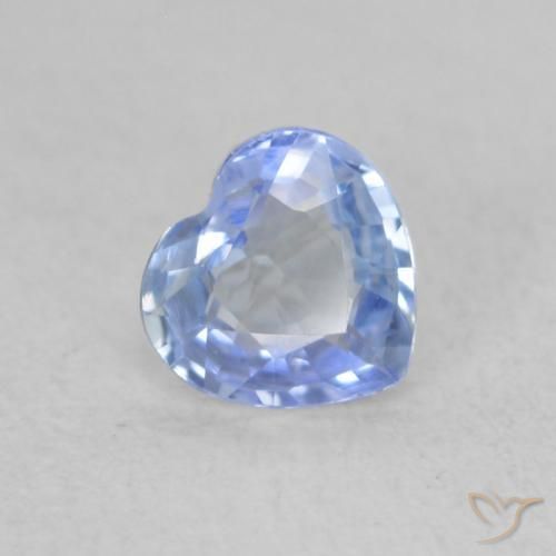 0.50克拉天然蓝宝石，心形，VVS-VS