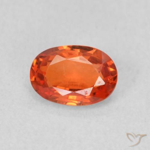 0.66ct 天然 红橙色 蓝宝石, 椭圆形, VS