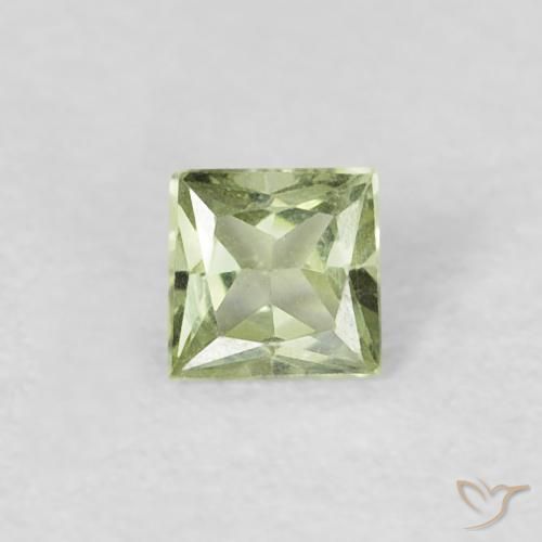 0.17ct 天然 淡梨绿色 蓝宝石, 正方形, VVS