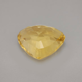 4.85克拉天然黄色方柱石，三角形，12.6×11.2毫米，VVS-VS