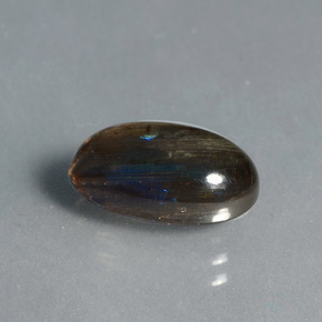 4.41克拉天然多色方柱石，椭圆形切割，12.9×8毫米，透明