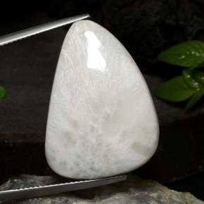 20.10克拉天然白色沸石，异形，28.4×20.5毫米，不透明