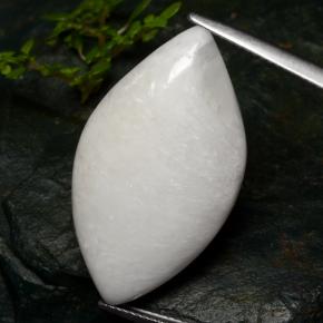 18.91克拉天然白色沸石，马眼形，31.7×17.5毫米，不透明