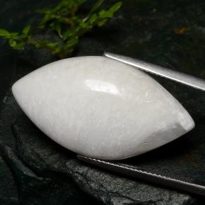18.91克拉天然白色沸石，马眼形，31.7×17.5毫米，不透明
