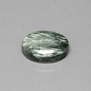8.94克拉天然绿色绿泥石，椭圆形切割，15.9×11.7毫米，不透明