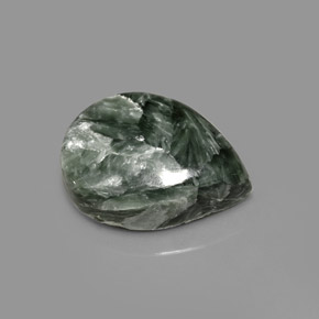 7.89克拉天然绿色绿泥石，梨形，16.2×12毫米，不透明