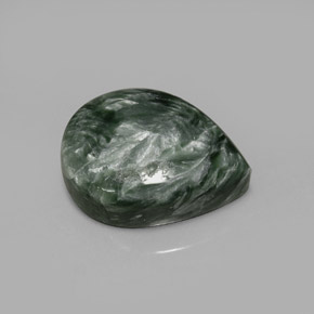 8.48克拉天然绿色绿泥石，梨形，16.1×11.9毫米，不透明