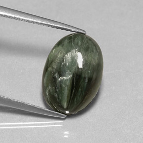 4.57克拉天然绿色绿泥石，椭圆形切割，14×9.8毫米，不透明