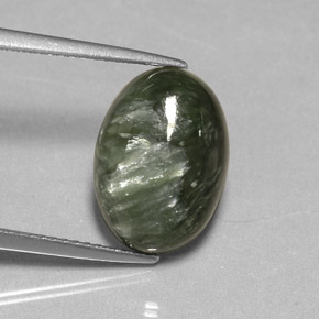 4.87克拉天然绿色绿泥石，椭圆形切割，14×10毫米，不透明