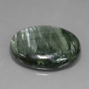 11.23克拉天然绿色绿泥石，椭圆形切割，20×15.1毫米，不透明