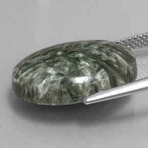 9.70克拉天然绿色绿泥石，椭圆形切割，18.1×13.1毫米，不透明