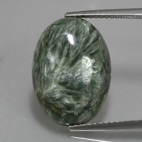 8.69克拉天然绿色绿泥石，椭圆形切割，17.8×12.9毫米，不透明