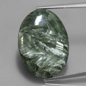 20.23克拉天然绿色绿泥石，椭圆形切割，25.2×18.3毫米，不透明