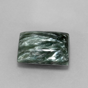 5.99克拉天然绿色绿泥石，长方形切工，13.5×10毫米，不透明
