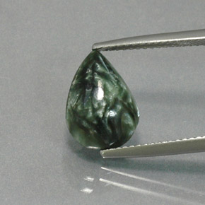 3.20克拉天然绿色绿泥石，梨形，12.7×9.1毫米，不透明