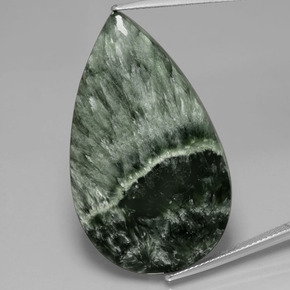 31.14克拉天然绿色绿泥石，梨形，38.6×22.8毫米，不透明