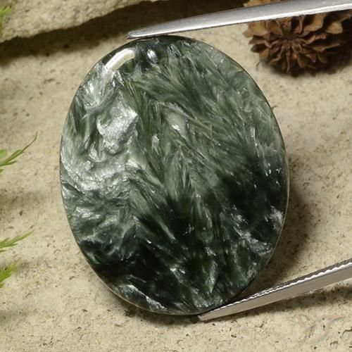 37.98克拉天然蛇纹石，椭圆形切割，不透明