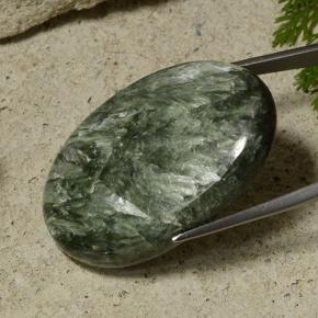 55.28克拉天然绿色绿泥石，椭圆形切割，38×25.7毫米，不透明