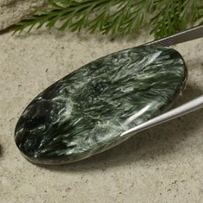 50.74克拉天然蛇纹石，椭圆形切割，不透明