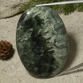 78.68克拉天然绿色绿泥石，椭圆形切割，49.5×35.2毫米，不透明