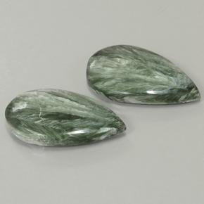 20.02天然绿色绿泥石，梨形，25.6×15毫米，不透明