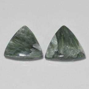 6.06天然绿色绿泥石，三角形，12.7×12.2毫米，不透明