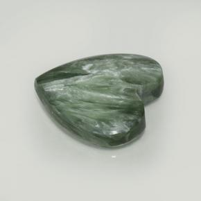 7.59克拉天然绿色绿泥石，心形，17.3×17毫米，不透明