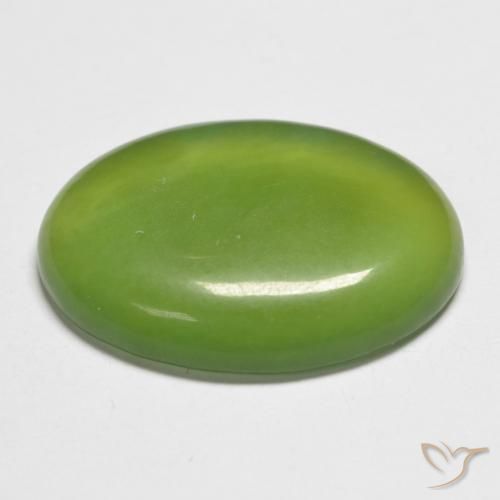 11.78克拉天然蛇纹石，椭圆形，半透明