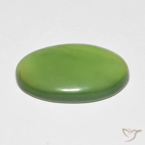 10.29克拉天然蛇纹石，椭圆形，半透明